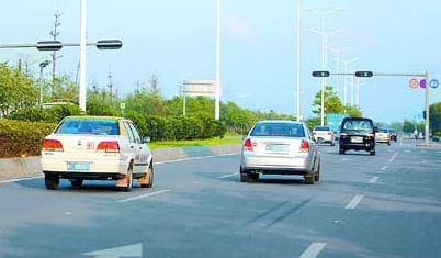 科目三扣分项虽然很多，什么转向灯、刹车、超车 其实主要考的还是细心！